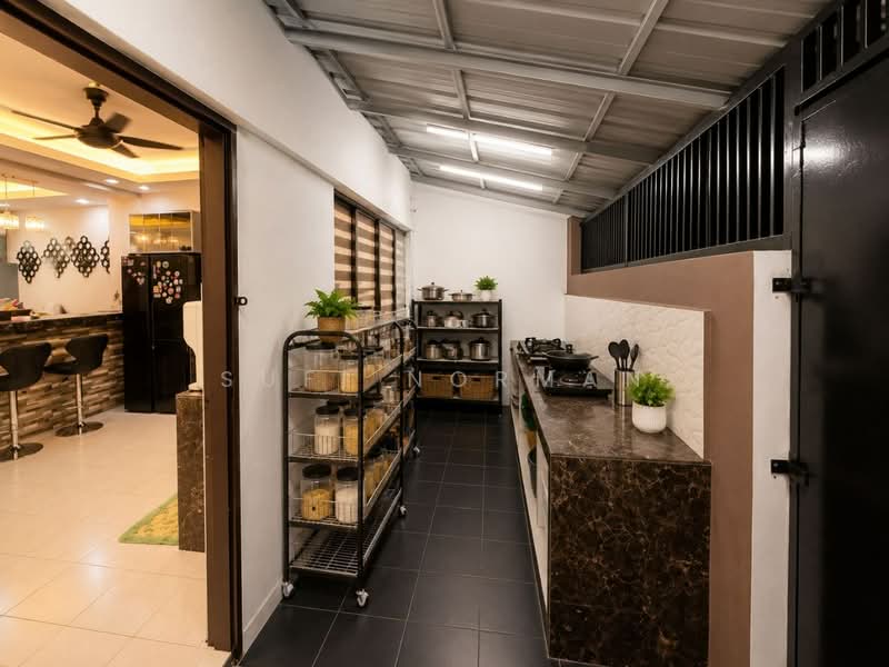Rumah Teres 2 Tingkat untuk Dijual di Taman Scientex Pasir Gudang (Pasir Gudang) - Sufi Norman - Kitchen - PropertyGuru.com.my