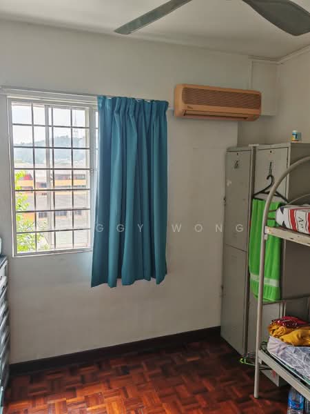 Pangsapuri untuk Dijual di Avenue Court - Peggy Wong - Bedroom - PropertyGuru.com.my