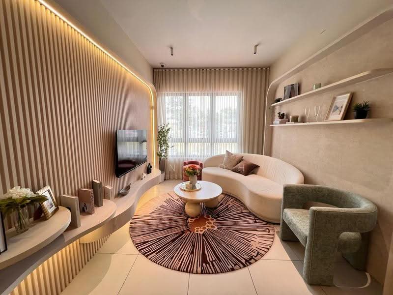 Service Residence for Sale at Alora Residences @ Avenue 25 Subang Jaya - Ian Loh - Living Room - PropertyGuru.com.my