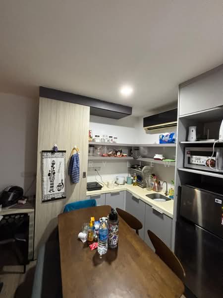 Servis Apartment untuk Dijual di The Place @ Cyberjaya (Service Residence) - Henry Liew - Kitchen - PropertyGuru.com.my