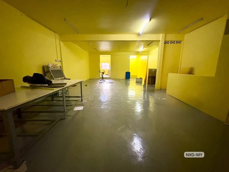 Shop for Sale in Teluk Gadong (Klang) - Tom Lee - PropertyGuru.com.my