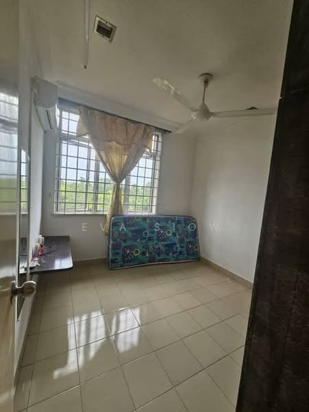 Rumah Bandar untuk Dijual di Johor Bahru (Johor) - Eva Siow - Bedroom - PropertyGuru.com.my