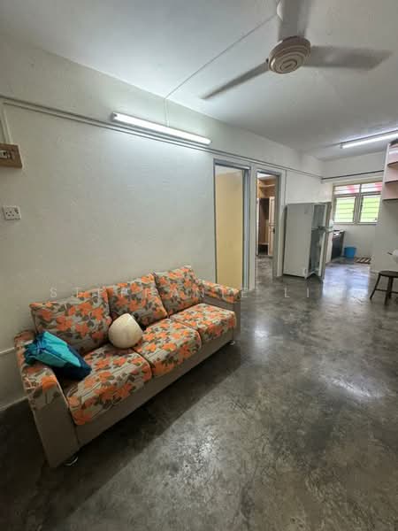 Rumah Flat untuk Disewa di Farlim 4 - Stephanie Lim - Living Room - PropertyGuru.com.my