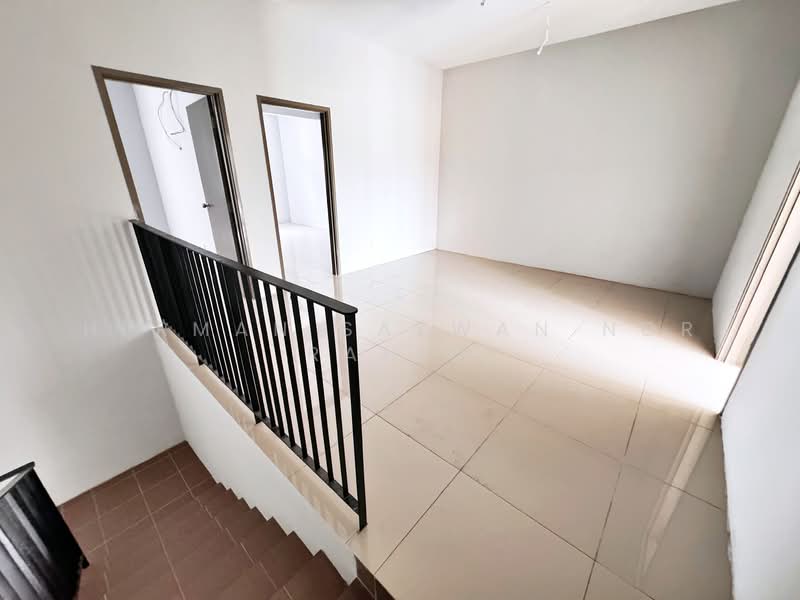 Rumah Teres untuk Dijual di Kampung Selangor Dredging (Dengkil) - Herman Sazwan Nor Rahim - Family Hall - PropertyGuru.com.my