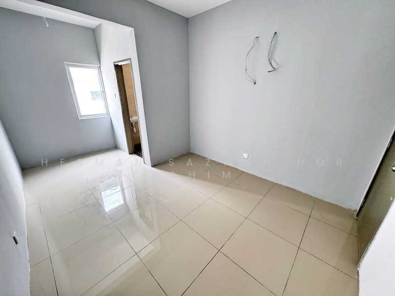 Rumah Teres untuk Dijual di Kampung Selangor Dredging (Dengkil) - Herman Sazwan Nor Rahim - Bedroom - PropertyGuru.com.my