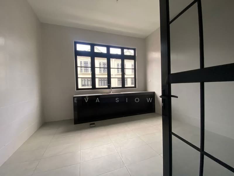 Rumah Teres 2.5 Tingkat untuk Dijual di Eco Botanic (Iskandar Puteri (Nusajaya)) - Eva Siow - Kitchen - PropertyGuru.com.my