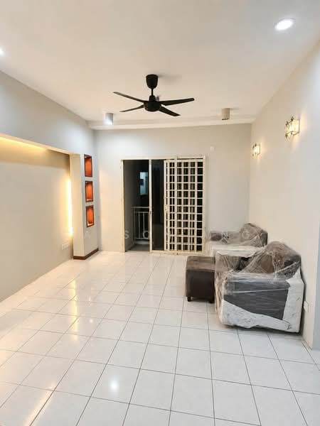 Pangsapuri untuk Disewa di Prai Inai - Carson Ang - Living Room - PropertyGuru.com.my