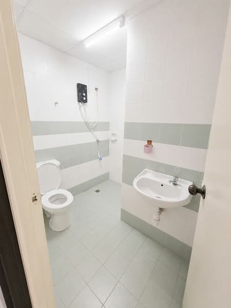 Pangsapuri untuk Disewa di Prai Inai - Carson Ang - Bathroom - PropertyGuru.com.my