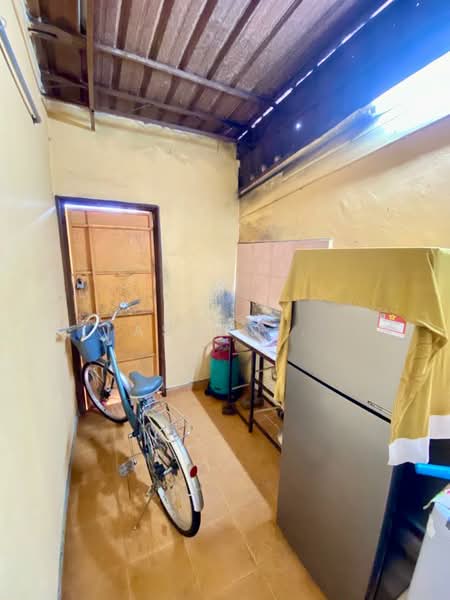 Rumah Teres 1 Tingkat untuk Dijual di Taman Kemuning (Kulim) - Aswad . - Kitchen - PropertyGuru.com.my