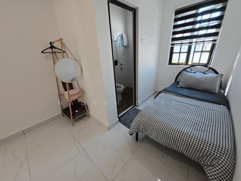 Rumah Teres 2 Tingkat untuk Disewa di Ampang Jaya (Ampang) - Nadrah Omar - Bedroom - PropertyGuru.com.my
