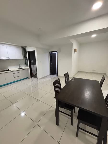 Servis Apartment untuk Disewa di Molek Pulai - Ah Hong - PropertyGuru.com.my