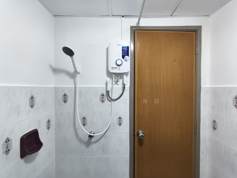 Condominium for Rent at Puncak Seri Kelana - Cailyn Ng - Bathroom - PropertyGuru.com.my