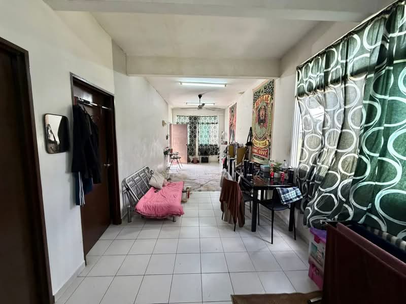 Rumah Bandar untuk Dijual di Taman Scientex Senai (Senai) - Ida Aziz - Interior - PropertyGuru.com.my