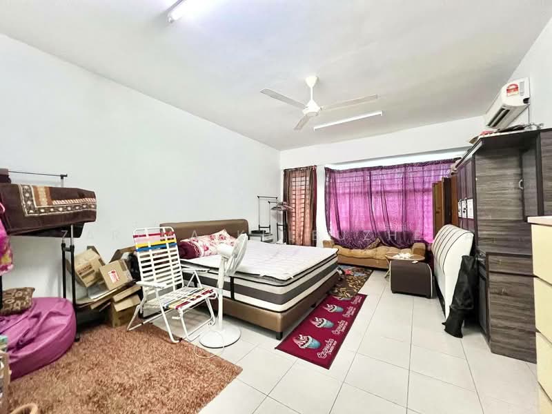 Rumah Teres 2 Tingkat untuk Dijual di Taman Bangi Avenue (Bangi) - Zarema Kulbuzheva - Bedroom - PropertyGuru.com.my
