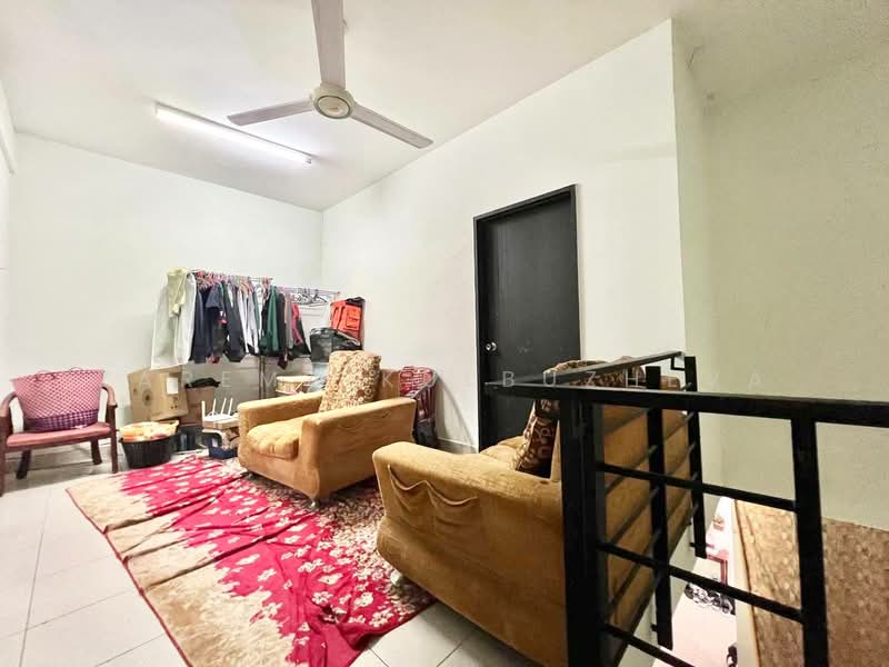 Rumah Teres 2 Tingkat untuk Dijual di Taman Bangi Avenue (Bangi) - Zarema Kulbuzheva - Living Room - PropertyGuru.com.my