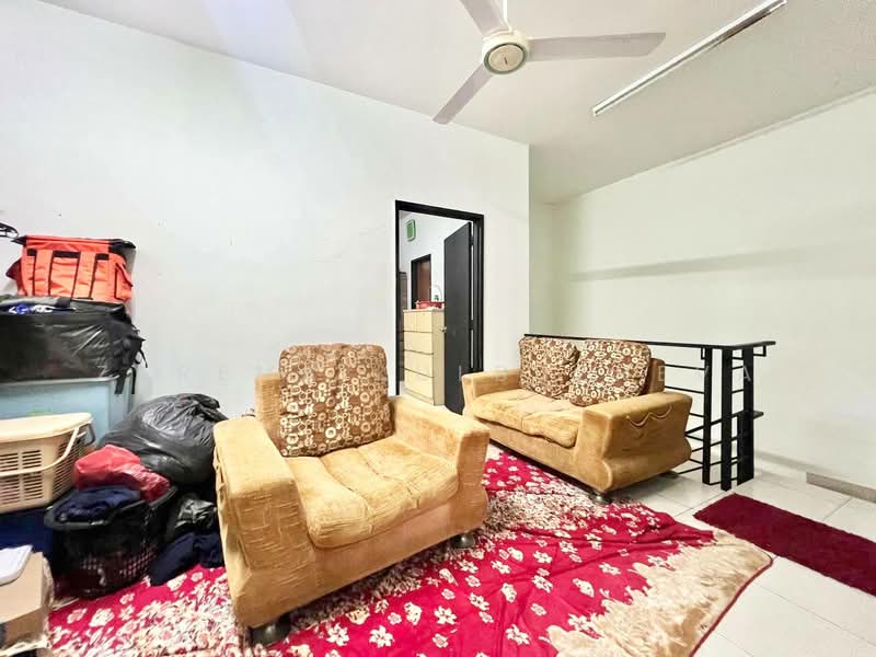 Rumah Teres 2 Tingkat untuk Dijual di Taman Bangi Avenue (Bangi) - Zarema Kulbuzheva - Living Room - PropertyGuru.com.my