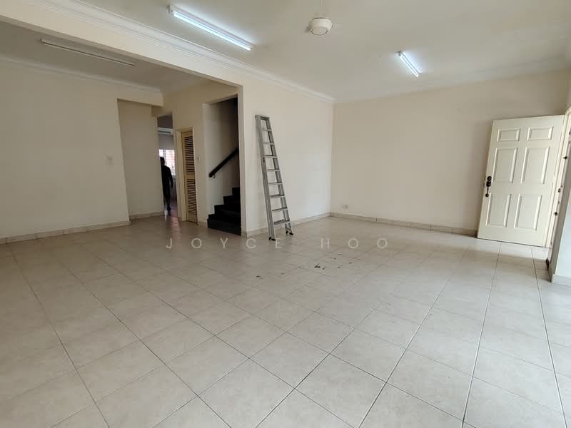 2-storey Terraced House for Sale in Bandar Puteri Puchong (Puchong) - Joyce Hoo - Living Room - PropertyGuru.com.my