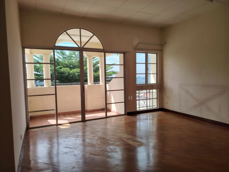 2-storey Terraced House for Sale in Bandar Puteri Puchong (Puchong) - Joyce Hoo - Balcony - PropertyGuru.com.my