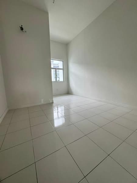 Rumah Teres 2 Tingkat untuk Dijual di Bandar Saujana Putra (Tanjong Duabelas) - Eve Sim - Interior - PropertyGuru.com.my