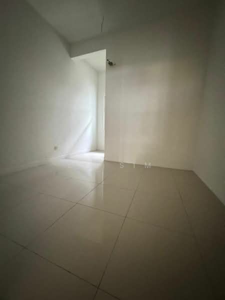 Rumah Teres 2 Tingkat untuk Dijual di Bandar Saujana Putra (Tanjong Duabelas) - Eve Sim - Interior - PropertyGuru.com.my