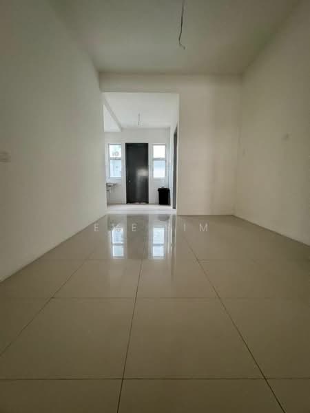 Rumah Teres 2 Tingkat untuk Dijual di Bandar Saujana Putra (Tanjong Duabelas) - Eve Sim - Dining - PropertyGuru.com.my