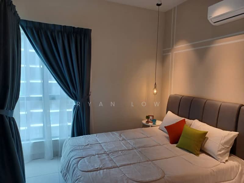 Servis Apartment untuk Dijual di Majestic Maxim - Ryan Low - Bedroom - PropertyGuru.com.my