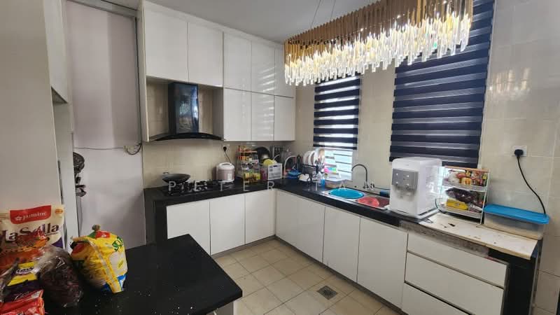 3-storey Terraced House for Sale in Kajang (Selangor) - Peter Tan - Kitchen - PropertyGuru.com.my