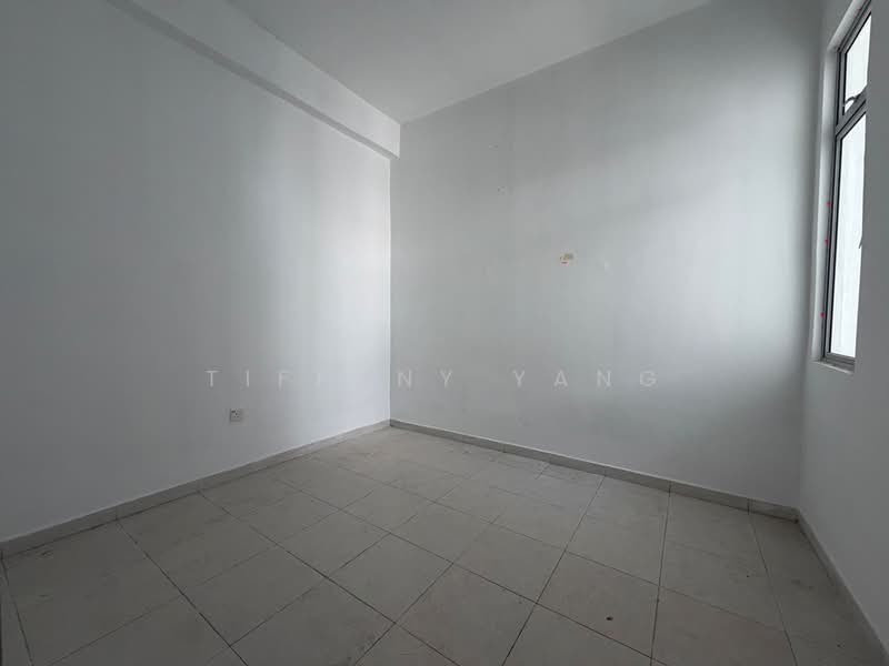 2.5-storey Terraced House for Sale in Taman Kundang Jaya (Rawang) - Tiffany Yang - Bedroom - PropertyGuru.com.my