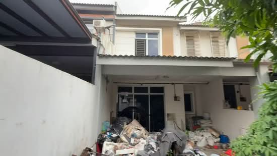 2-storey Terraced House for Sale in Johor Bahru (Johor) - Fu Heng Chong - PropertyGuru.com.my