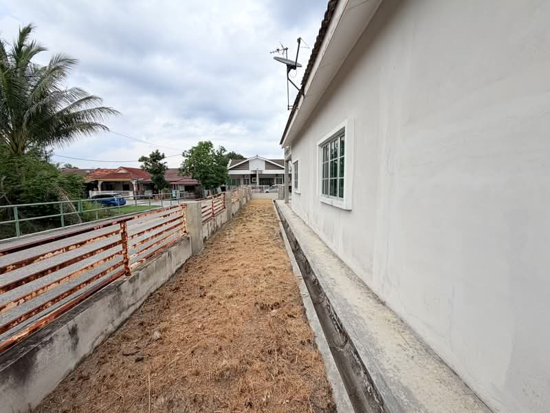 1-storey Terraced House for Sale in Tronoh (Perak) - Muhd Ajwad - PropertyGuru.com.my