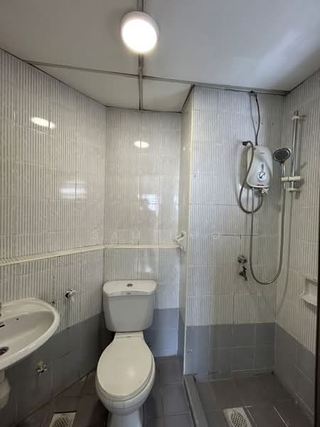 Condominium for Rent at Menara Menjalara - Sam Hoo - Bathroom - PropertyGuru.com.my