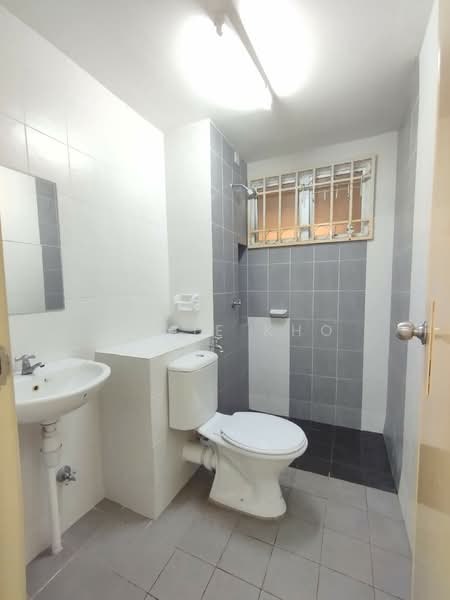 Apartment for Rent at Seri Intan Apartment - Annie Kho - Bathroom - PropertyGuru.com.my