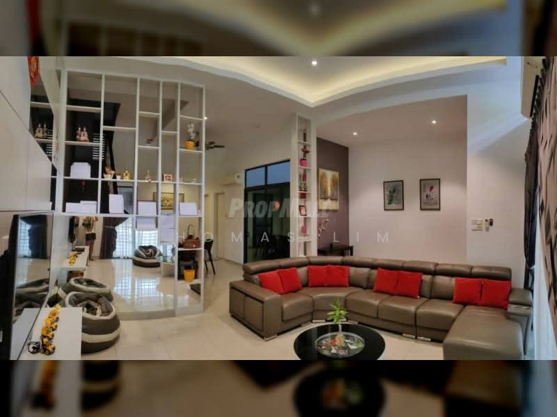 3-storey Terraced House for Sale in Taman Putra Prima (Puchong) - Thomas Lim - Living Room - PropertyGuru.com.my