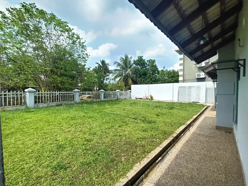 Semi-Detached House for Sale in Bandar Tasik Kesuma (Beranang) - Azira Ahmad - Exterior - PropertyGuru.com.my