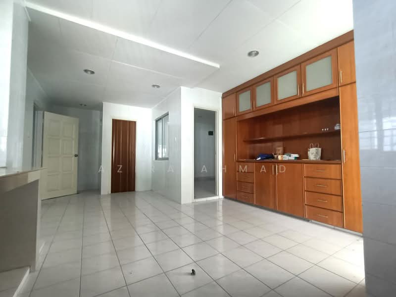 Semi-Detached House for Sale in Bandar Tasik Kesuma (Beranang) - Azira Ahmad - Interior - PropertyGuru.com.my
