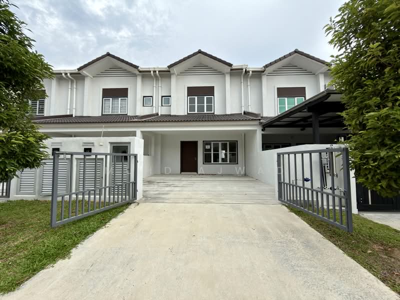 Rumah Teres 2 Tingkat untuk Dijual di Sepang (Selangor) - Muhd Ajwad - PropertyGuru.com.my