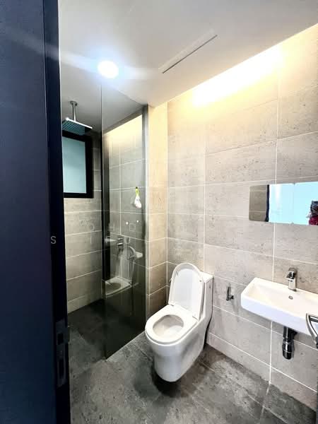 Condominium for Sale at The Valley Residences @ SkySierra - Mohd Aizat Saiful Bahri - Bathroom - PropertyGuru.com.my