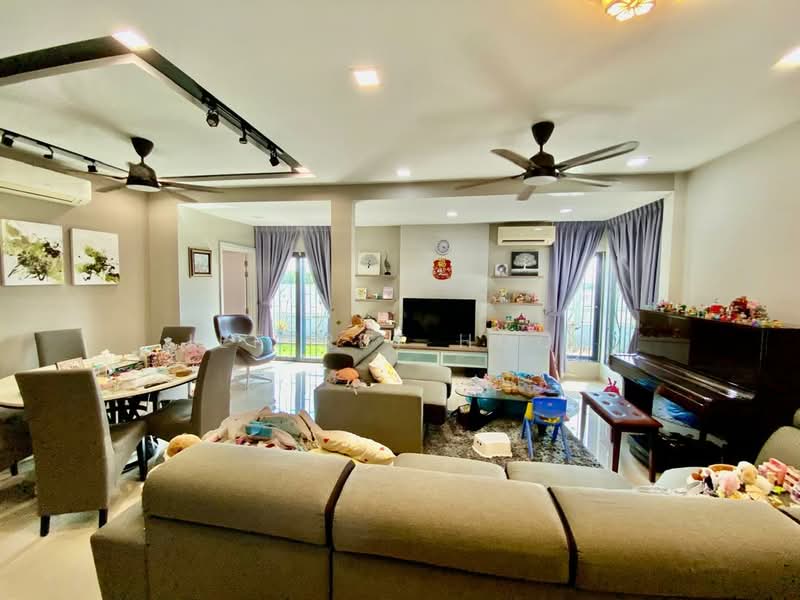Rumah Teres 2 Tingkat untuk Dijual di Taman Puchong Hartamas (Puchong) - Jeffrey Hoon - Living Room - PropertyGuru.com.my