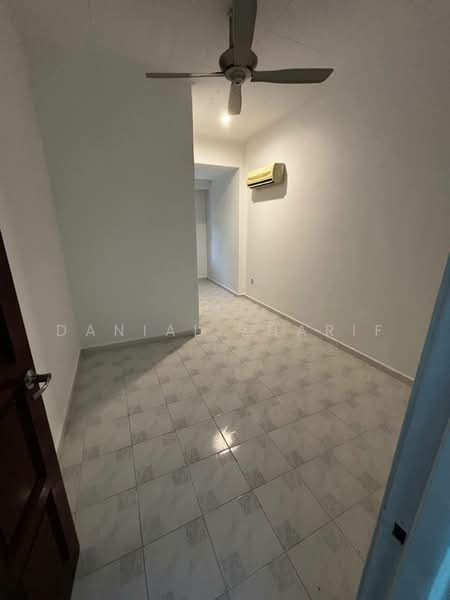 Rumah Teres 2 Tingkat untuk Dijual di Mutiara Perdana (Bayan Lepas) - Danial Zharif - Interior - PropertyGuru.com.my