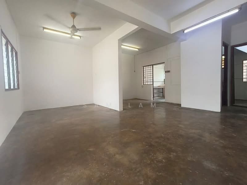 2-storey Terraced House for Sale in Bukit Kledang Indah (Menglembu) - Sam Lam - Interior - PropertyGuru.com.my