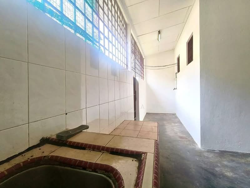 2-storey Terraced House for Sale in Bukit Kledang Indah (Menglembu) - Sam Lam - Interior - PropertyGuru.com.my