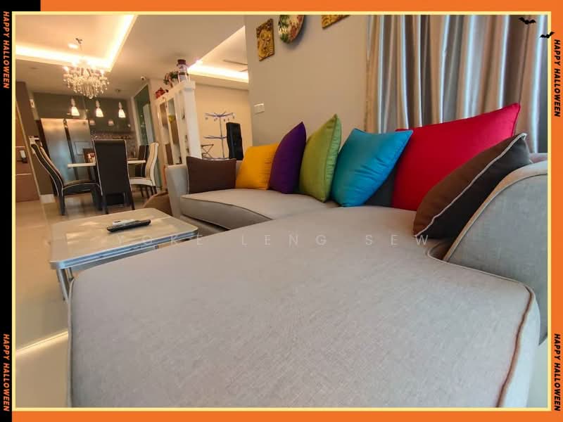 Kondominium untuk Dijual di The Z Residence - Yoke Leng Sew - Living Room - PropertyGuru.com.my