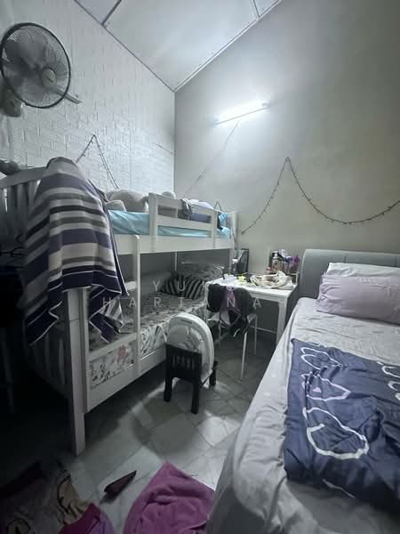1-storey Terraced House for Sale in Klang (Selangor) - Syukor Hartanah - Bedroom - PropertyGuru.com.my