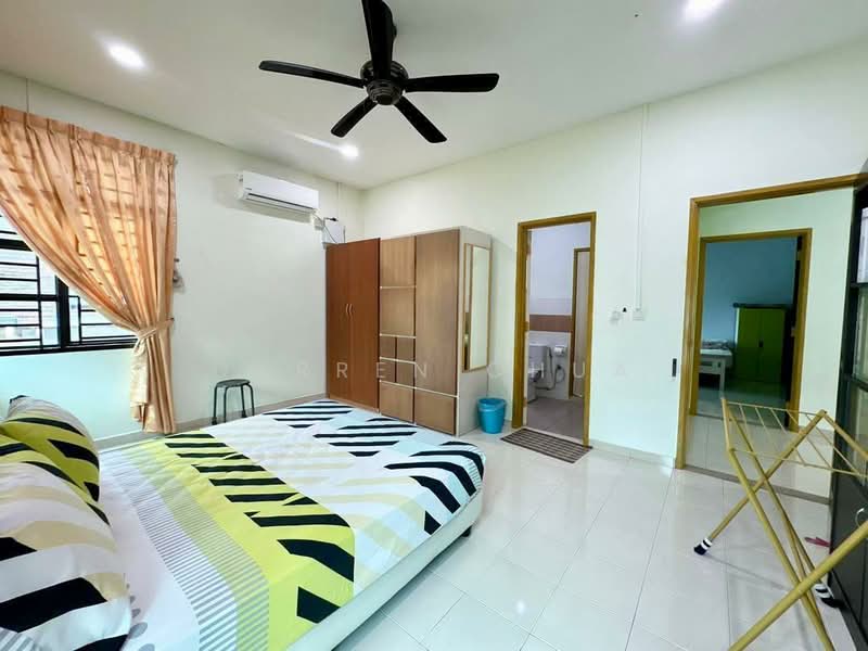 Semi-Detached House for Sale in Taman Nusa Idaman (Iskandar Puteri (Nusajaya)) - Darren Chua - Bedroom - PropertyGuru.com.my