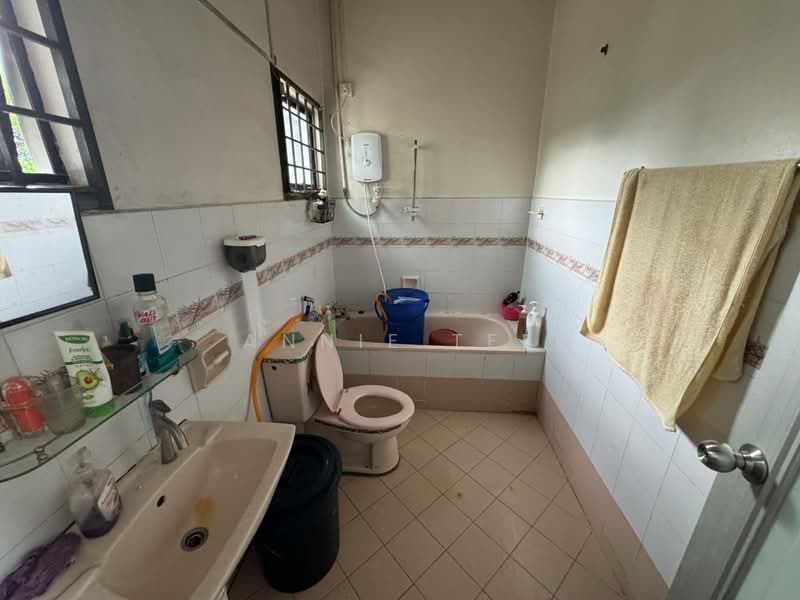 2-storey Terraced House for Sale in Taman Desa Cemerlang (Ulu Tiram) - Annie Tee - PropertyGuru.com.my