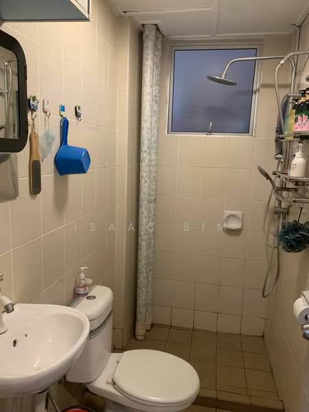 Apartment for Sale at Villa Residence - Isaac Sim - Bathroom - PropertyGuru.com.my