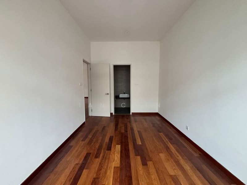 Rumah Berkembar untuk Dijual di Taman Sutera Utama (Skudai) - Ian Chen - PropertyGuru.com.my