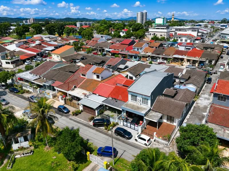 1-storey Terraced House for Sale in Taman Ehsan (Kepong) - Zaty Jasmin - Exterior - PropertyGuru.com.my