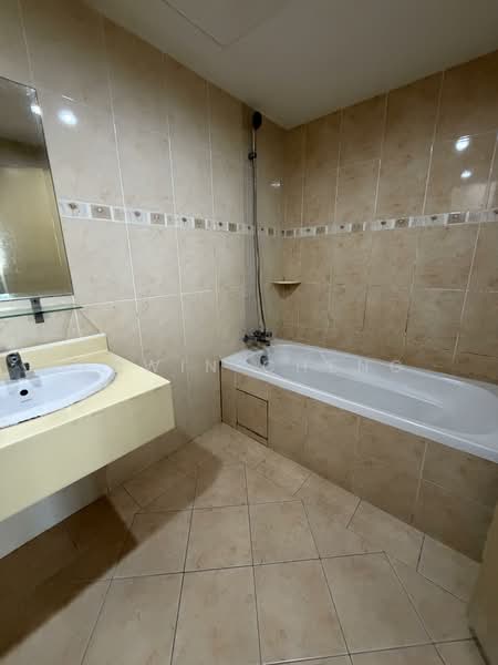 Kondominium untuk Disewa di 633 Residency - Edwin Cheng - Bathroom - PropertyGuru.com.my