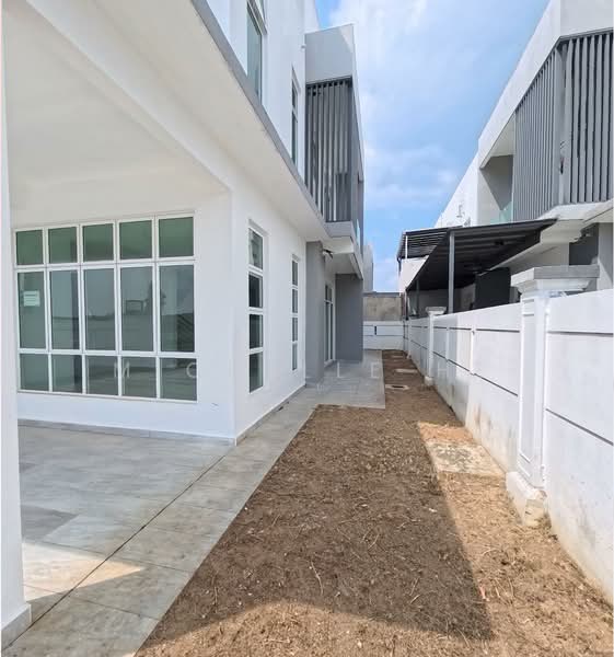 Rumah Kluster untuk Dijual di Skudai (Johor) - Michelle He - Exterior - PropertyGuru.com.my